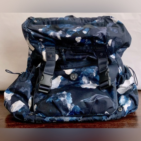 Lululemon Traveling Yogini Rucksack Backpack Gym Yoga Weekend Overnight Bag Blue - Picture 2 of 16